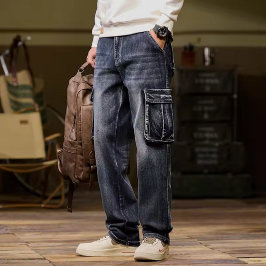 COMFORTABLE CARGO JEANS