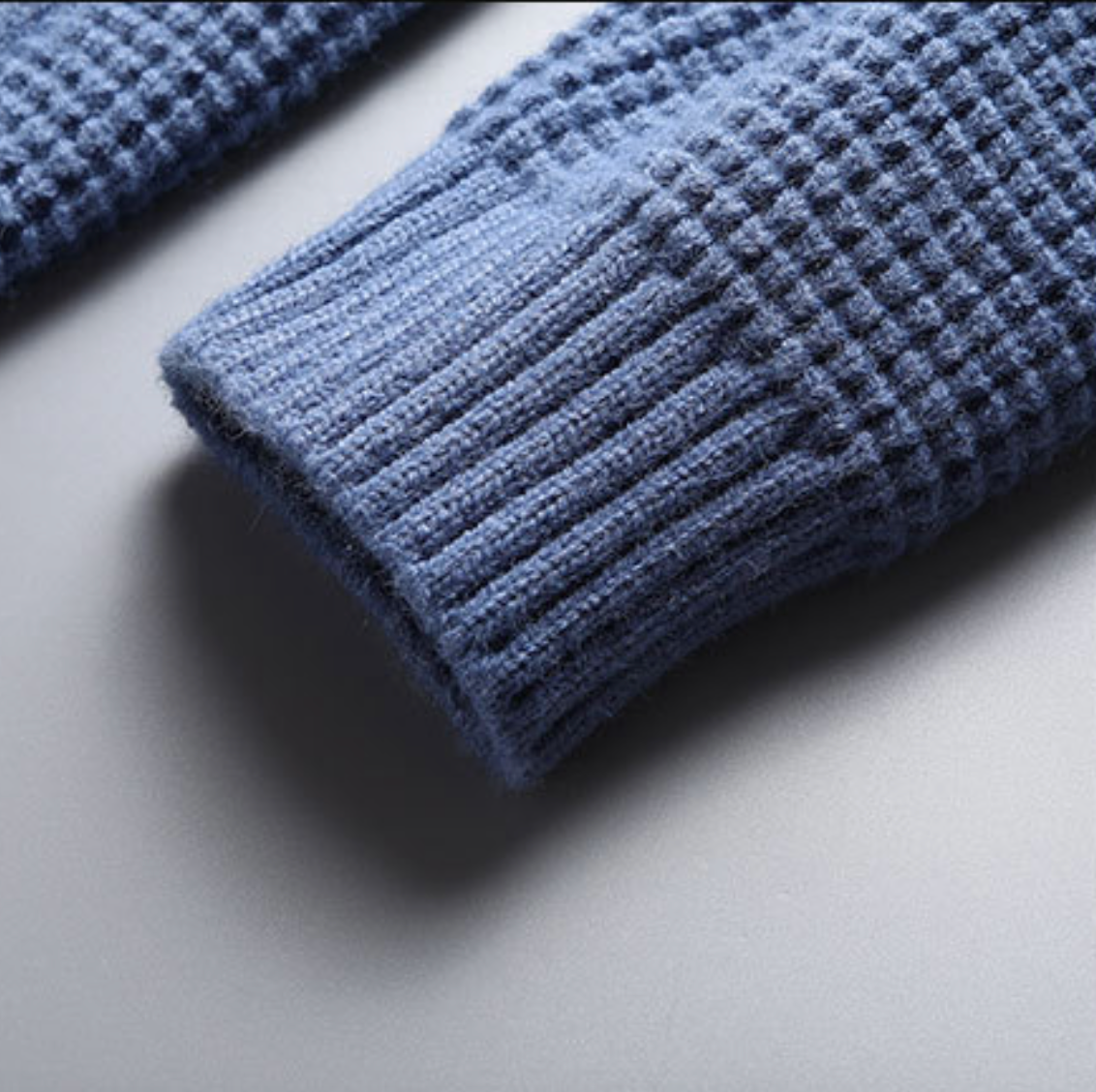 CLASSIC WARM KNIT CARDIGAN