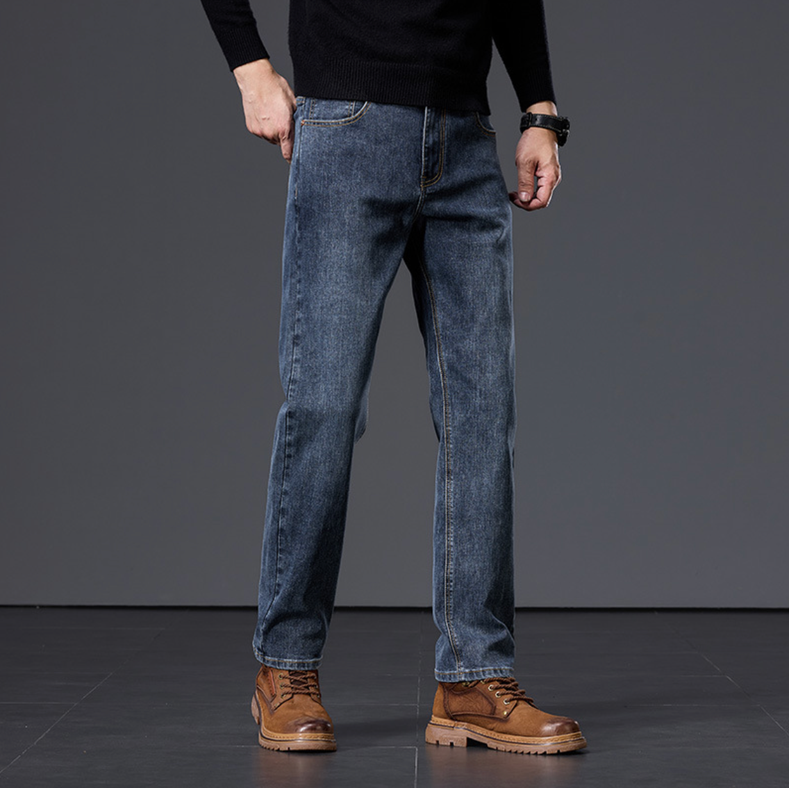 CASUAL STRAIGHT JEANS